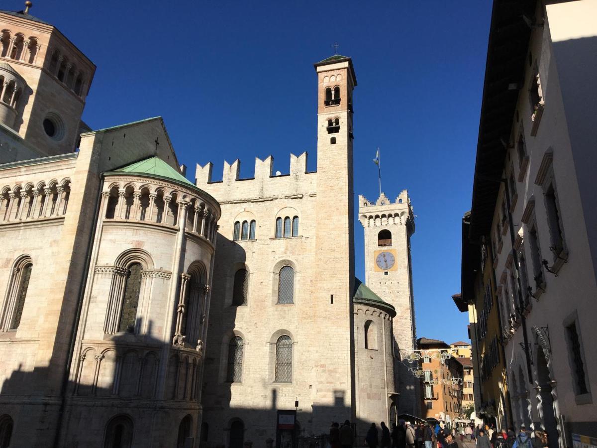 Апартаменти Duomo Flat Тренто Екстер'єр фото